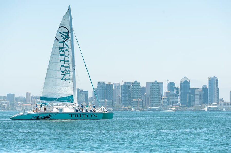 San Diego Harbor Cruise: 2.5 hour Catamaran Cruise - The 13-seat bar and custom cocktails