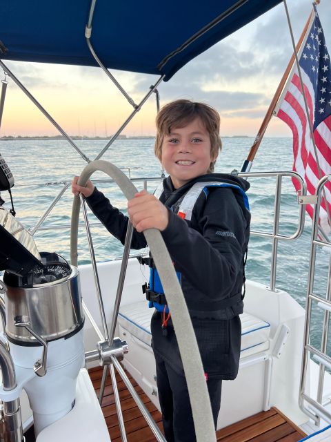 San Diego: San Diego Bay Sailing Tour - Choosing between daytime, sunset, and nighttime