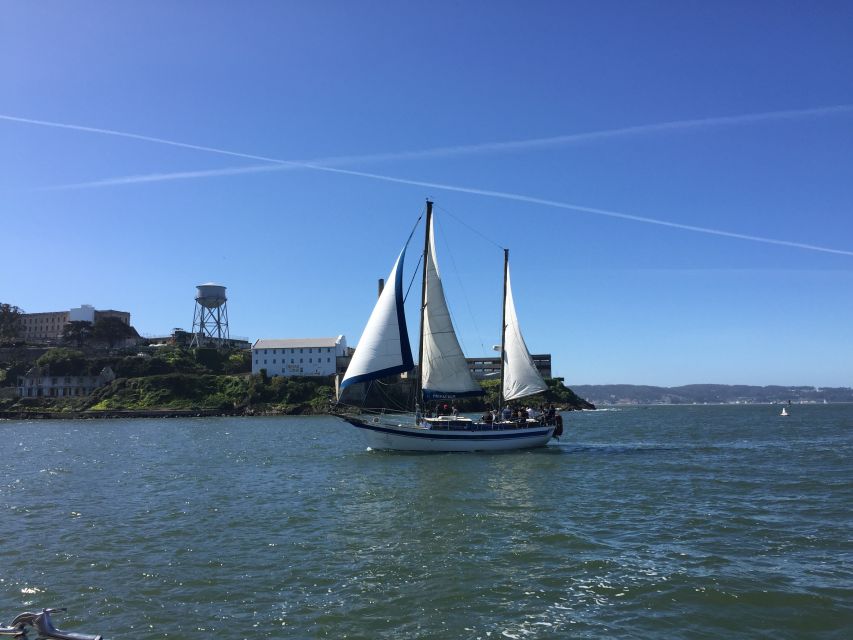 San Francisco: Bay Sailing Tour with Drinks - Setting out from Pier 39 on the Privateer