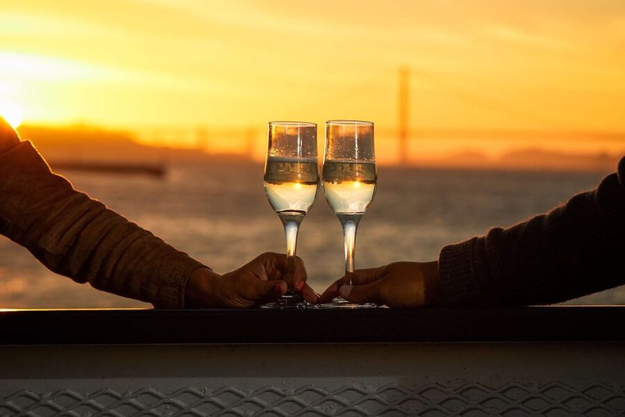 San Francisco: Golden Gate Bridge and Bay Sunset Cruise - Pier 39 is the right place to begin