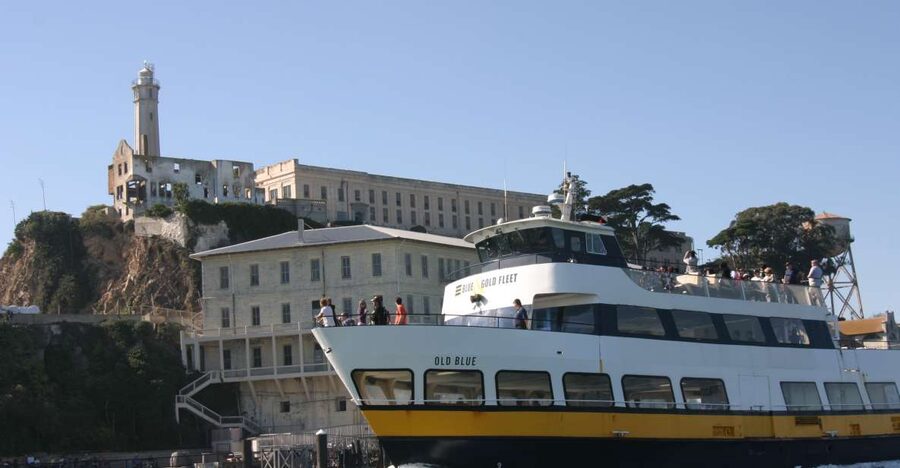 San Francisco: Inside Alcatraz Tour with Bay Cruise - The ferry from Pier 33