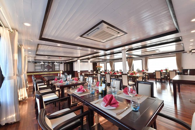 Sapphire Cruise 3 Days Tour into Halong Bay (2 Nights on Boat ) - Food, service, and cabin comfort