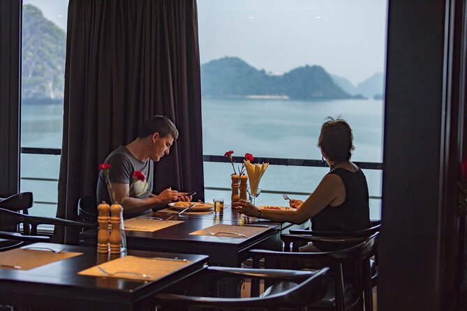 Scarlet Pearl Cruise - The Pearl of Ha Long Bay - 2 Days 1 Night - Food, cooking, and the evening aboard