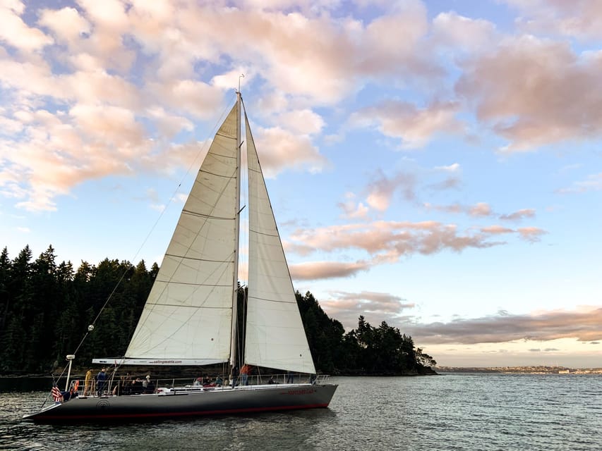 Seattle: Elliott Bay Sailing Cruise - Two hours on the water