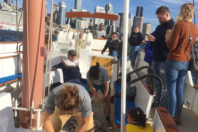 Seattle Sailing Harbor Tour - Getting to Pier 66