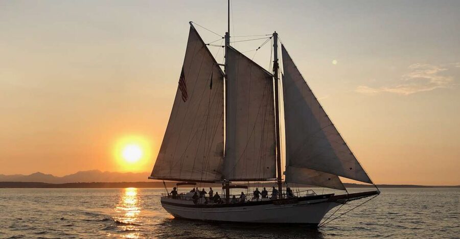 Seattle: Tall Sailboat Sunset Harbor Cruise - Should you book the Bay Lady sunset cruise?