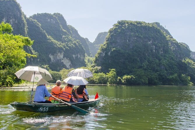Shore Excursion Discovery Hanoi City from HaLong Bay Port - Hanoi’s Old Quarter: one hour in the city’s busiest core