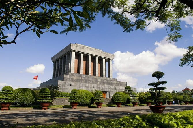 Shore Excursion: Full-day Hanoi City Tour from Halong Port - Hoan Kiem Lake and Ngoc Son Temple