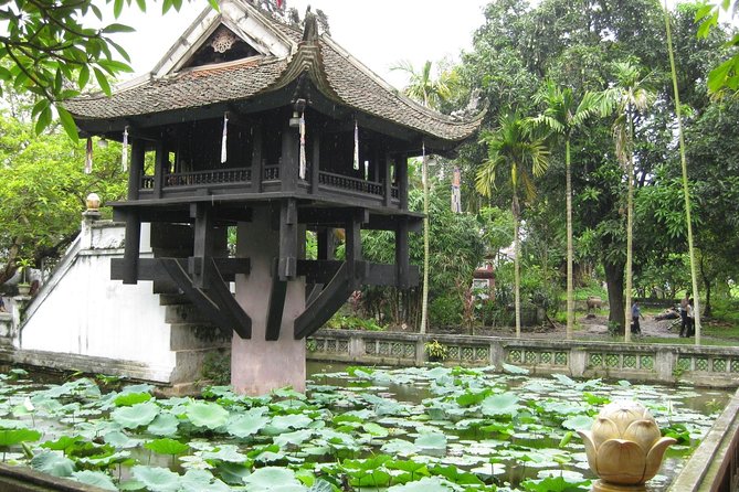 Shore Excursion: The Beauty of Hanoi City from Halong Cruise Port - One Pillar Pagoda: a short stop with a clear visual identity