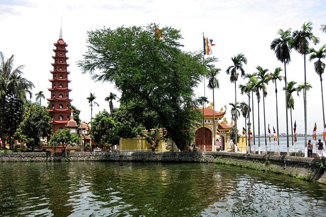 Shore Excursion: The Beauty of Hanoi City from Halong Cruise Port - Hoa Lo Prison: a complicated final stop