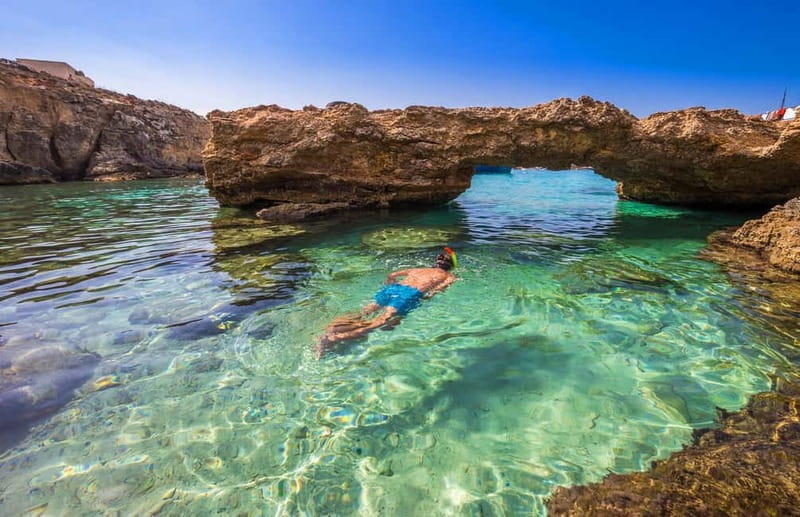 Sliema: Three Bay Cruise with Lunch & Optional Transfers - What you actually eat and drink on board