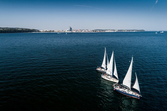 Sopot Yacht Cruise Around the Bay with Welcome Drink - Weather, Comfort, and Motion
