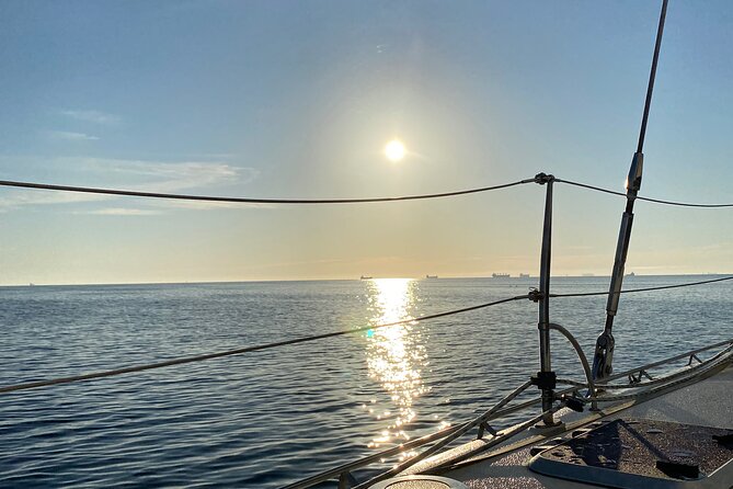 Sopot: Yacht Cruise Around the Bay with Welcome Drink - What it feels like onboard