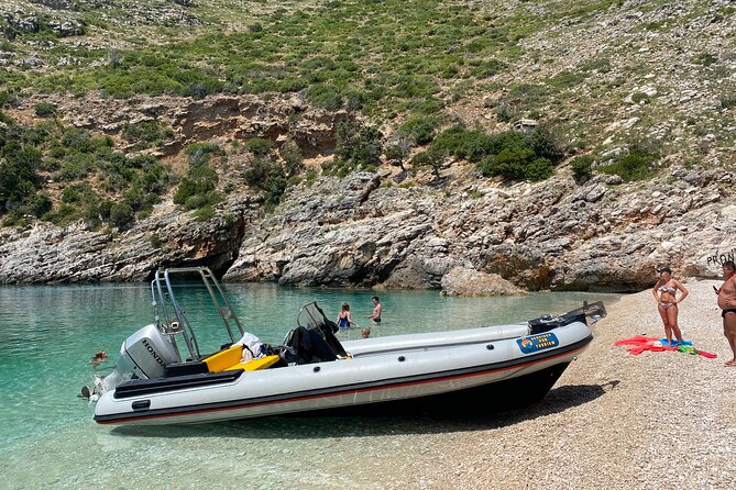 Speed Boat Tour to National Park and Grama Bay - Food and drinks are worth clarifying