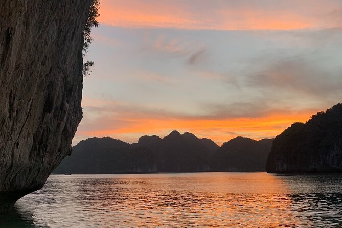 Sunset & Bioluminescent Plankton Kayaking Lan Ha bay - Key points to know before you book