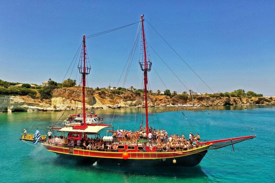 Sunset cruise at St. George Bay from Hersonissos port - Key points to know before you book