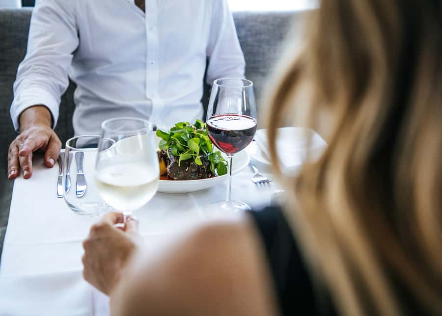 Sydney: 3-Course All Inclusive Dinner Harbour Cruise - A three-course dinner with a New South Wales focus