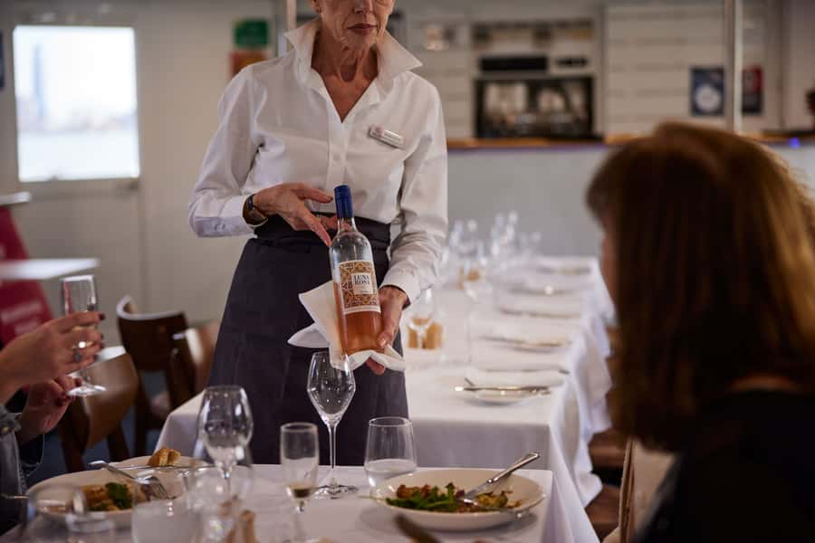 Sydney: 3-Course All Inclusive Dinner Harbour Cruise - Service that helps make the evening