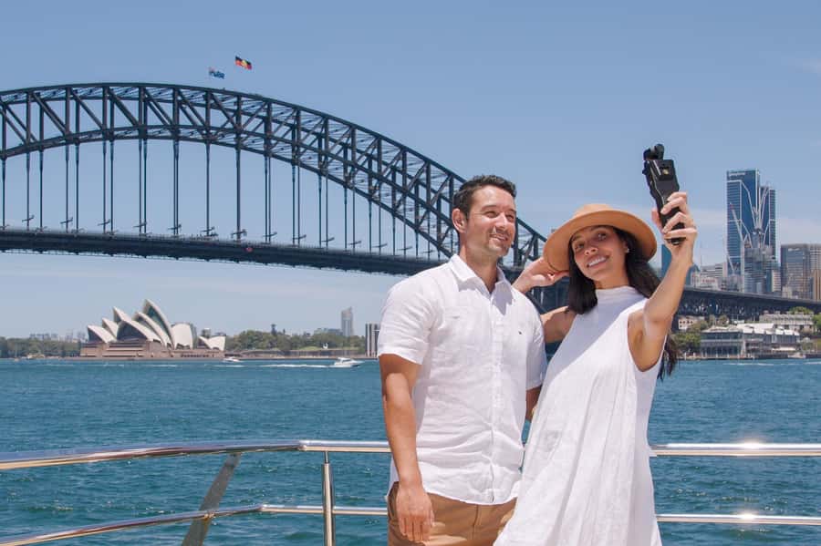 Sydney Harbour Sightseeing Cruise from Circular Quay - Bradley’s Head and Taronga Zoo from the water