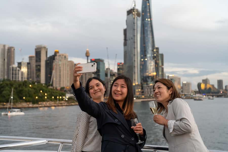 Sydney Harbour Sightseeing Cruise with Live Commentary - Why this cruise works so well for a first Sydney day