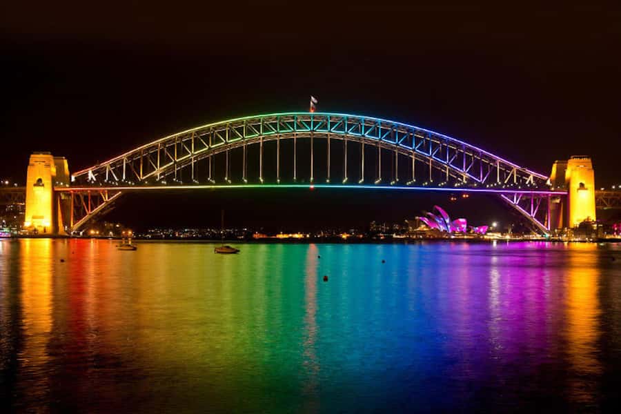 Sydney: Intimate Vivid Harbour Cruise with Canapes - The 90-minute route and its best sights