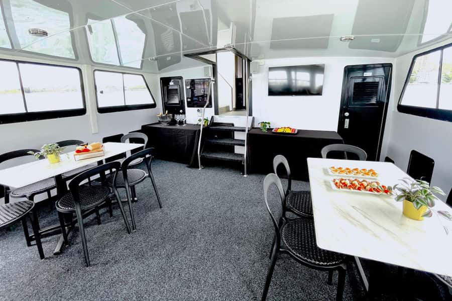 Sydney: Intimate Vivid Harbour Cruise with Canapes - Weather, clothing, and comfort