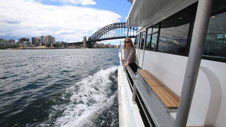 Sydney: Morning or Afternoon Harbour Sightseeing Cruise - How the 90-minute route feels from start to finish