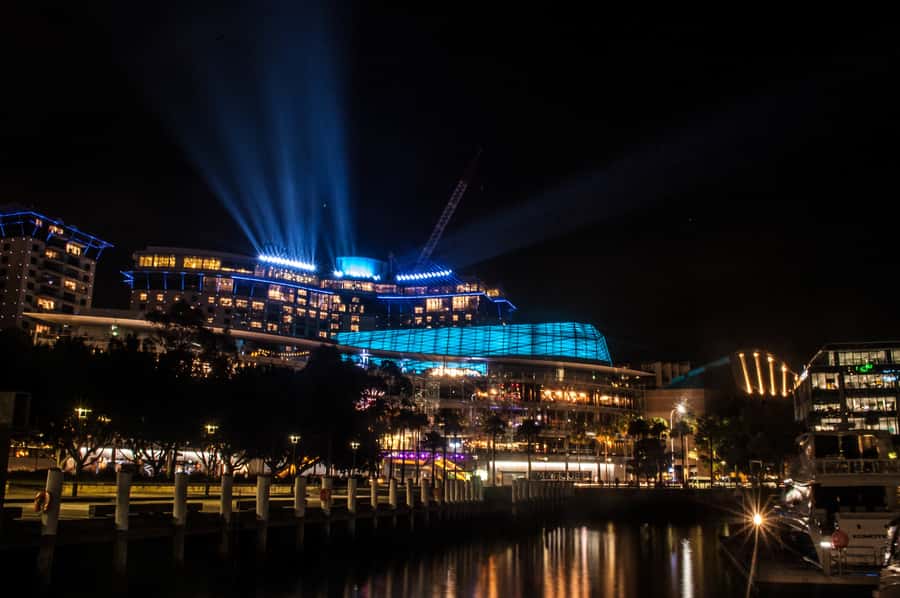 Sydney: Vivid Festival of Light Harbor Cruise with Dinner - Buffet dinner, welcome drink, and the onboard mood