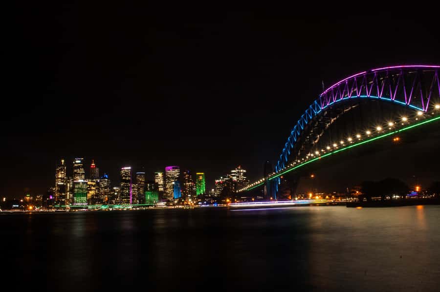 Sydney: Vivid Festival of Light Harbor Cruise with Dinner - Should you book the Vivid dinner cruise?