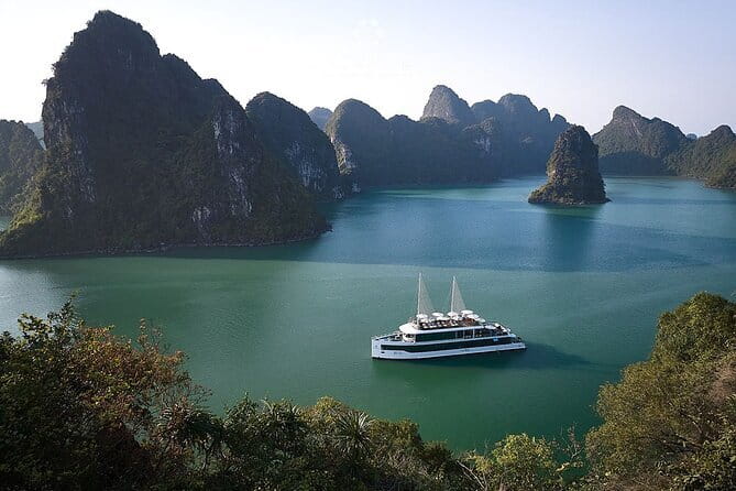 Taliya Day Cruise: Top Luxury Tour in Halong Bay & Lan Ha Bay - Who Will Enjoy This Cruise Most?