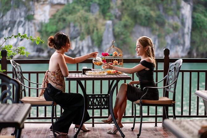 Top 1 Ha Long-Lan Ha Bay Luxury 5 Star Cruises & Balcony Cabin - Early Morning Tai Chi and the Big Cave