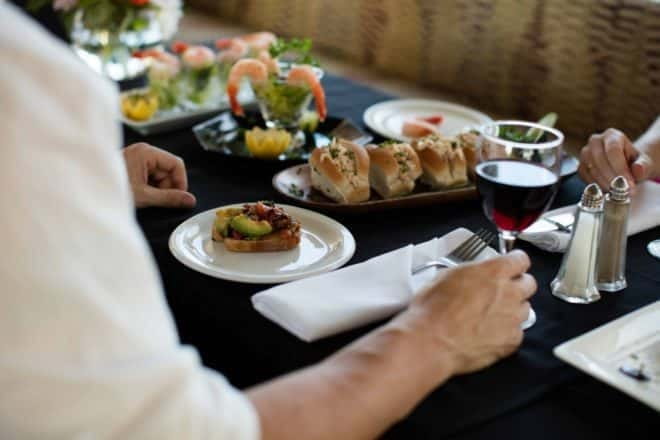 Toronto: Premium Harbor Cruise with Lunch, Brunch, or Dinner - What you see from the harbor