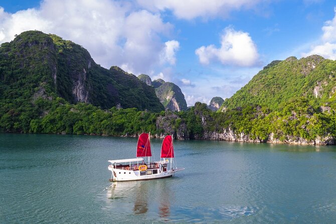 Unique Halong Private Day Cruise with Kayak and Fishing Village - Leaving Hanoi at 7:00 a.m.