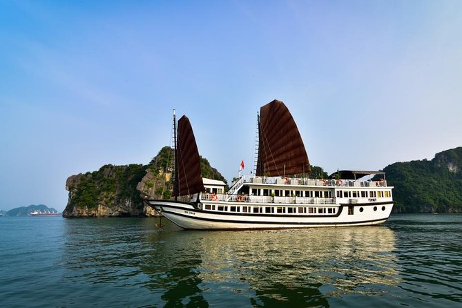 V Spirit Cruises Halong Bay 2 Days/1 Night 5 Star - Inside Sung Sot Cave