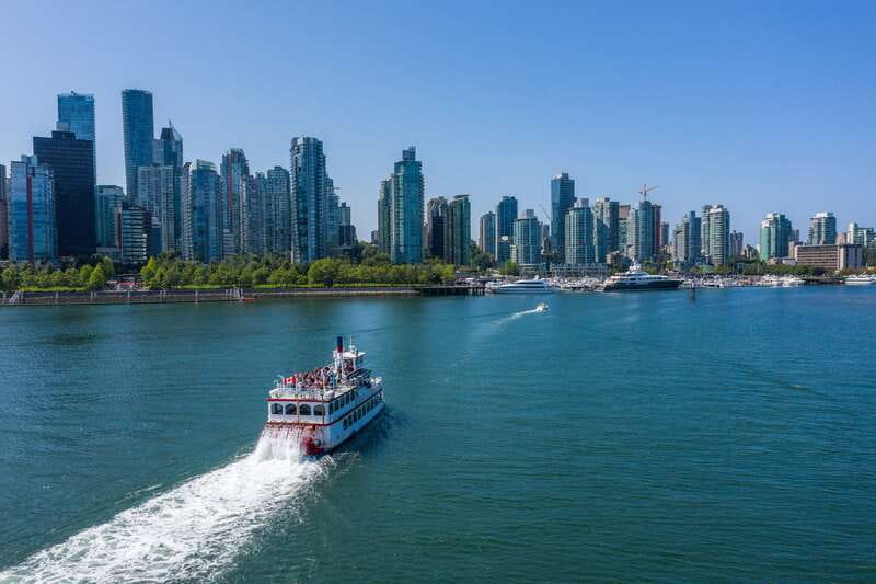 Vancouver: Harbor Sightseeing Cruise - Leaving the dock and finding the harbor’s rhythm