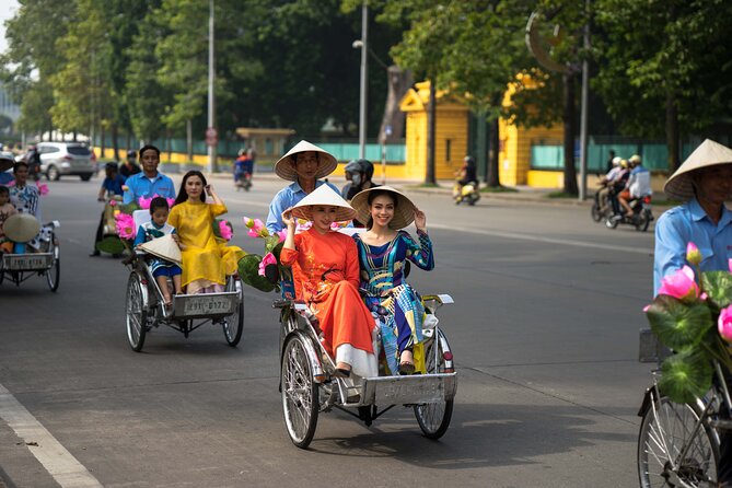 Vietnam Beach Holiday In 9 Days - Hanoi/ Halong Bay/ Mui Ne - Ho Chi Minh City and the Cu Chi Tunnels