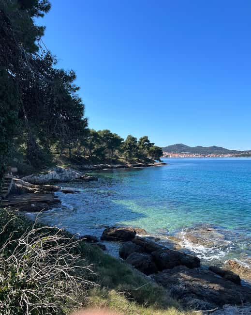 Zadar: 3 Island Speedboat Tour & Blue Bay Swim with Drinks - Why this four-hour boat trip works so well
