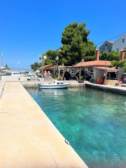 Zadar: 3 Island Speedboat Tour & Blue Bay Swim with Drinks - Preko and Galevac: your longest shore stop