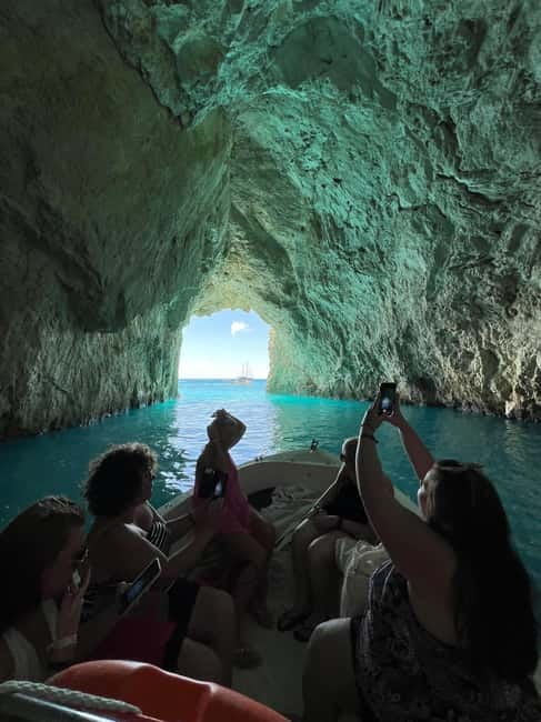 Zakynthos: Laganas Bay, Myzithres & Turtles Speedboat Tour - Boat comfort, safety, and the small drawbacks